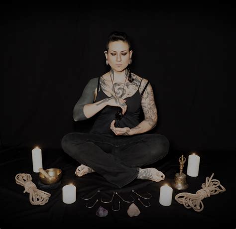 Why More People are Turning to Occult Therapy in Their Area